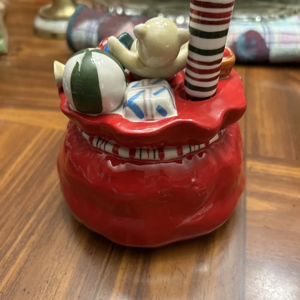 longaberger pottery Christmas Toy Sack With‎ Knife Lided